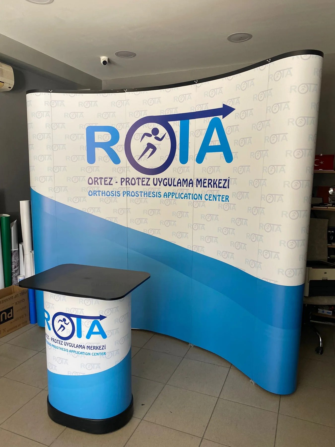 Rota Ortez Protez için bankolu kavisli örümcek stand uygulaması
